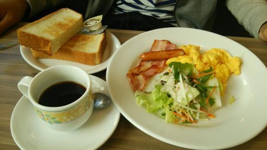 Denny's Katakura Park